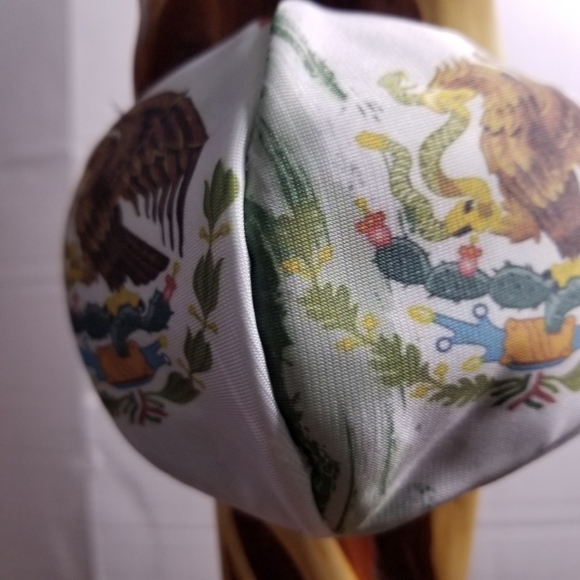 MASKS MEDIUM
DOUBLE-SIDED - Picture 3 of 4